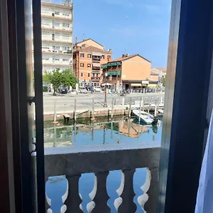 Apartment Ada Canal House, Chioggia