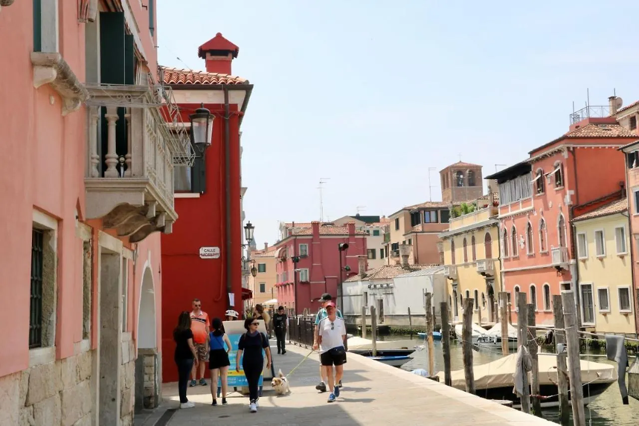 Sepa Chioggia Calle Moretti Italien